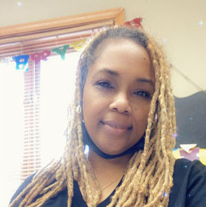 Meet your Posher, Lachone